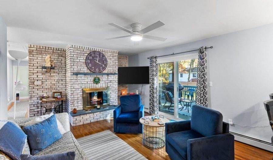 4 Saturn Ct, Alloway, NJ 07422 - 3 Beds, 2 Bath