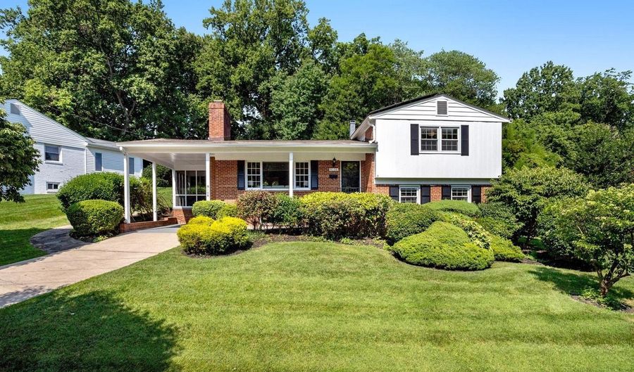 8108 BEECH TREE Rd, Bethesda, MD 20817 - 4 Beds, 2 Bath