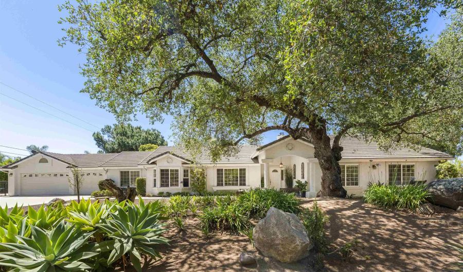 10525 Burned Oak Ln, Escondido, CA 92026 - 4 Beds, 3 Bath
