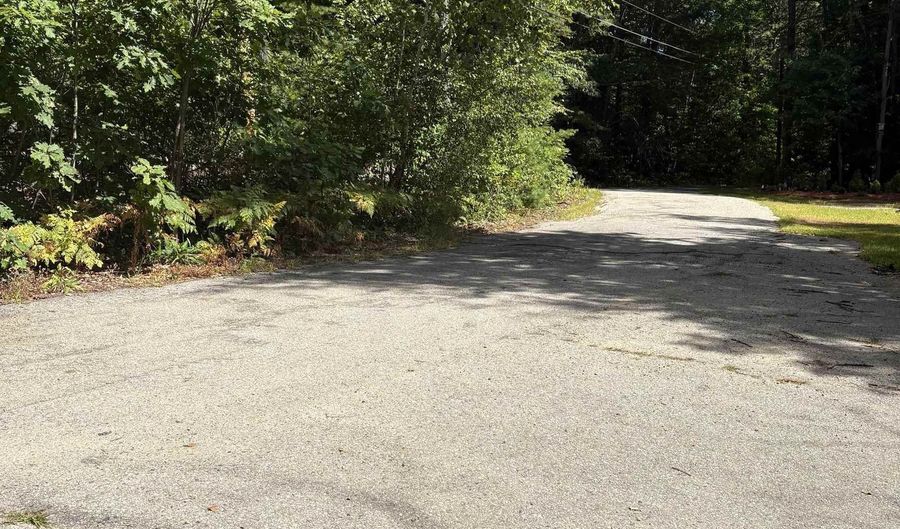 19 Easy Ave, Albany, NH 03818 - 4 Beds, 2 Bath