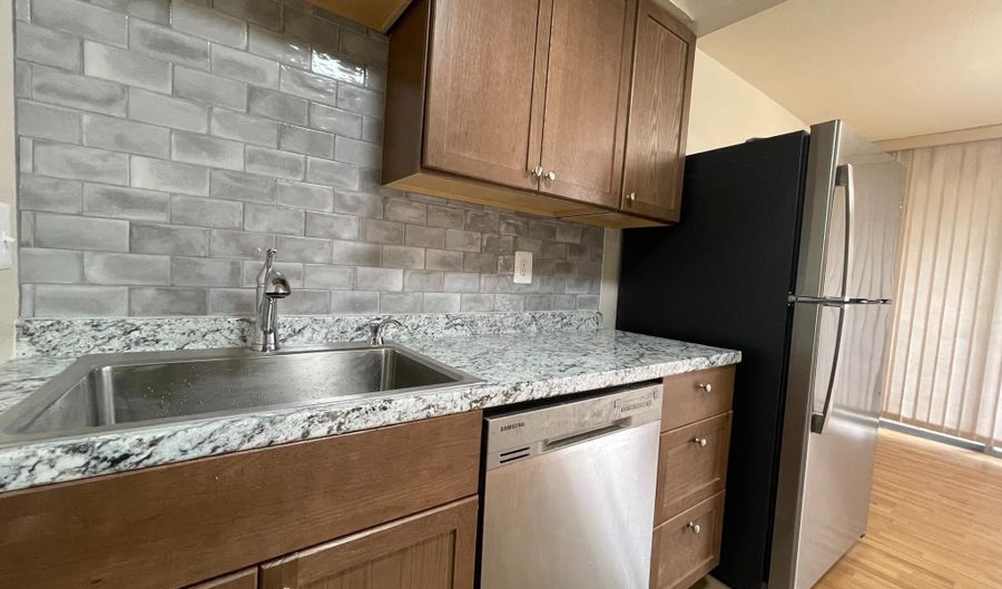 4410 BRIARWOOD Ct N 47, Annandale, VA 22003 - 2 Beds, 1 Bath