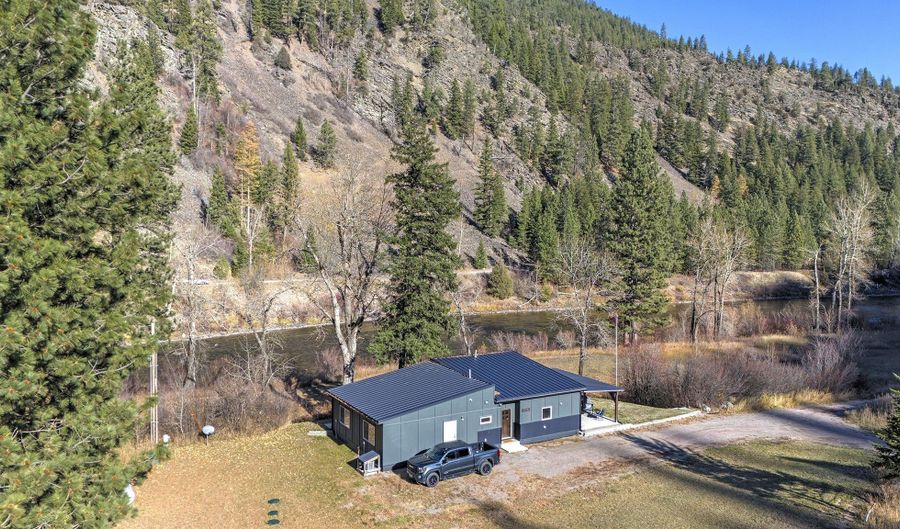 15552 MT Highway 200 E, Bonner, MT 59823 - 2 Beds, 2 Bath