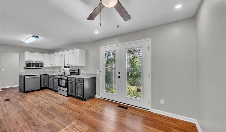 135 Dusty Dr, Arab, AL 35016 - 3 Beds, 2 Bath