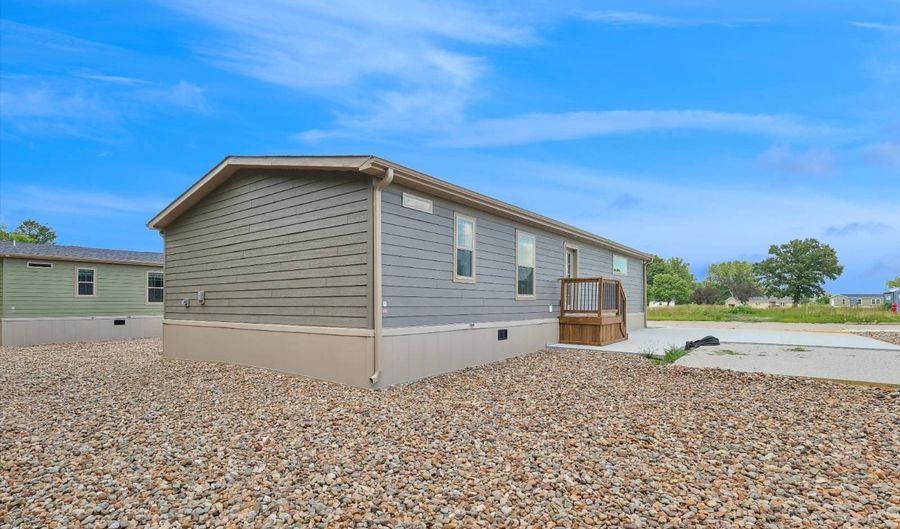 7368 BERWICK Dr 8, Ankeny, IA 50021 - 3 Beds, 2 Bath