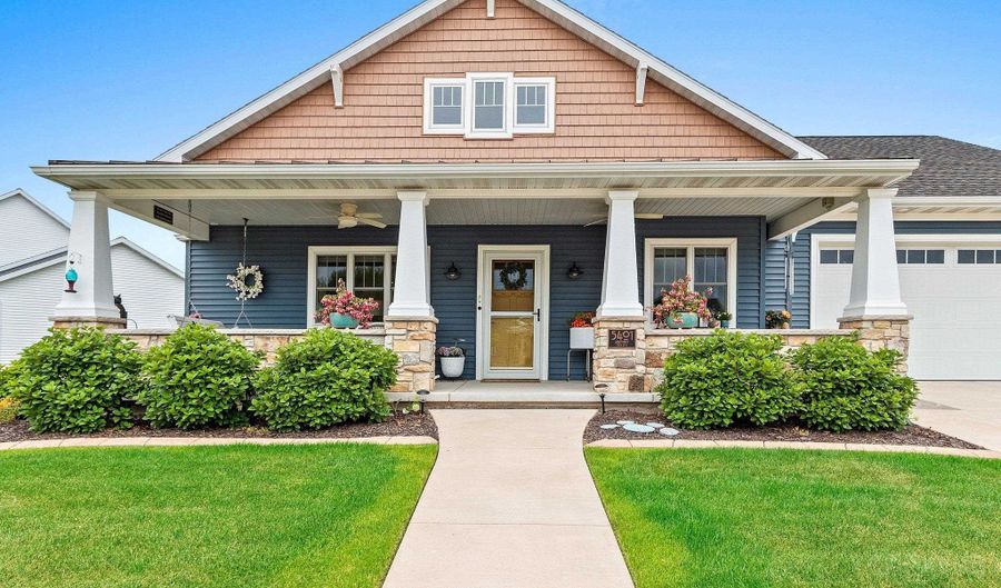 5401 N AMETHYST Dr, Appleton, WI 54913 - 3 Beds, 3 Bath