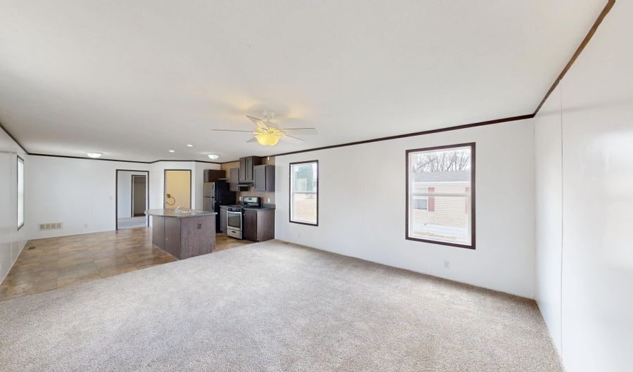2310 Ethel Ave, Albert Lea, MN 56007 - 3 Beds, 2 Bath