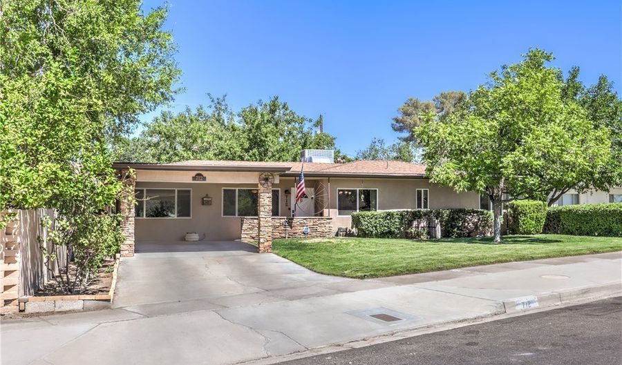 712 Aztec Pl, Boulder City, NV 89005 - 3 Beds, 2 Bath