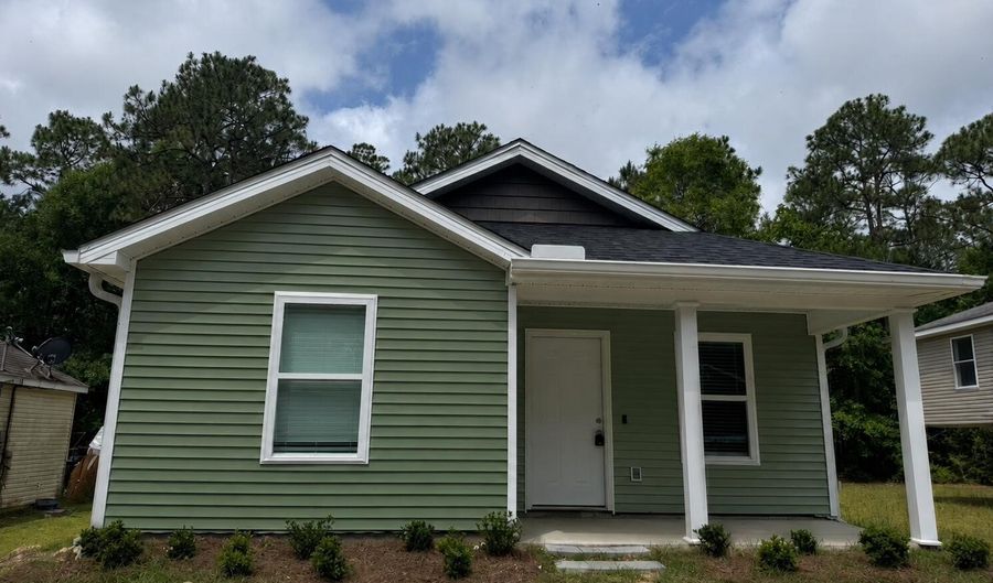 7172 W Greene St, Bay St. Louis, MS 39520 - 3 Beds, 2 Bath