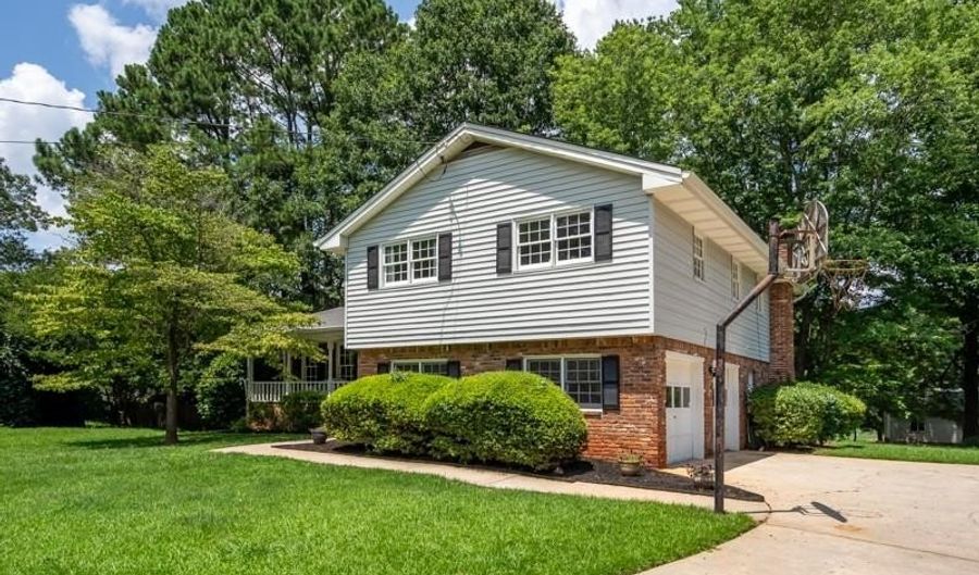 1831 Galilee Ct, Tucker, GA 30084 - 4 Beds, 3 Bath