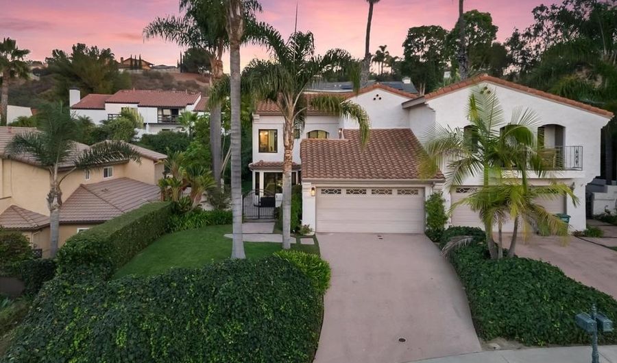 6844 Urubu St, Carlsbad, CA 92009 - 3 Beds, 3 Bath