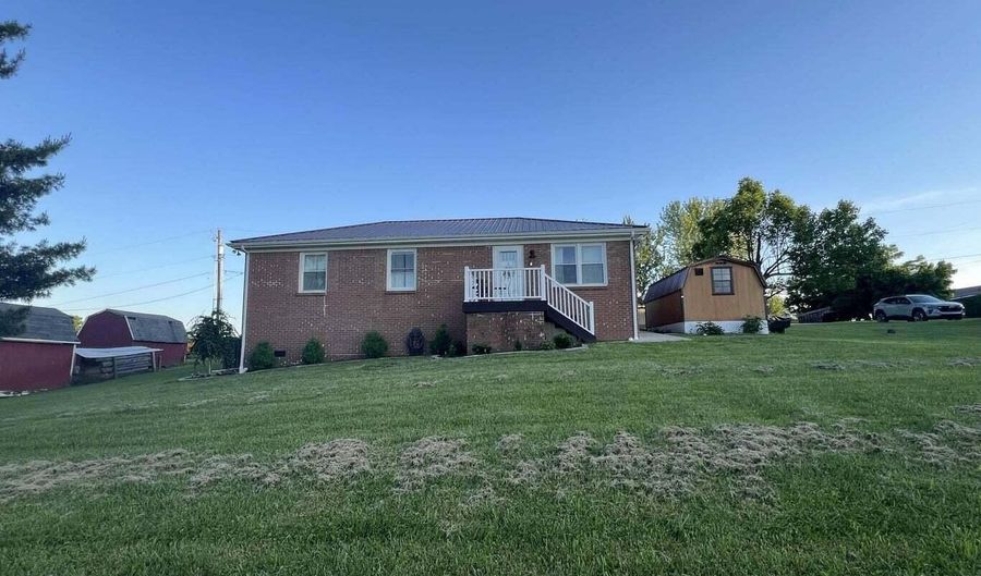 4104 Brooksville-Germantown Rd, Augusta, KY 41002 - 3 Beds, 1 Bath