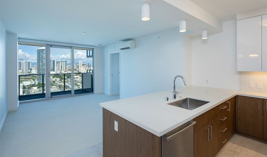 629 Keeaumoku St 2210, Honolulu, HI 96814 - 2 Beds, 2 Bath