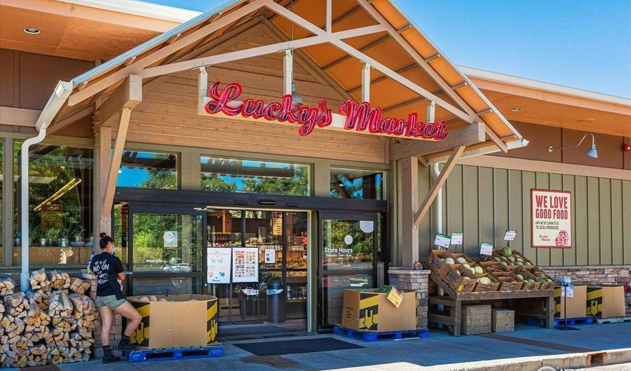 1111 Utica Cir, Boulder, CO 80304 - 5 Beds, 4 Bath