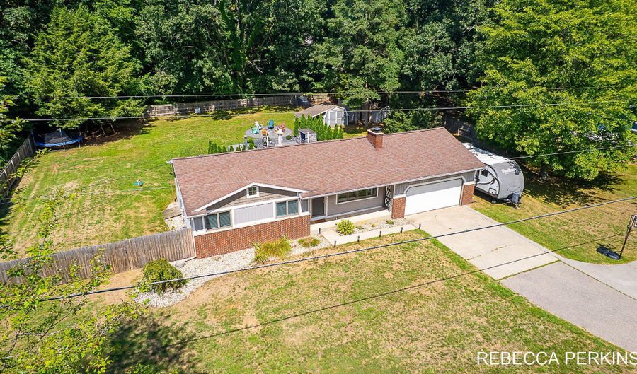 7079 Fillmore St, Allendale, MI 49401 - 3 Beds, 2 Bath