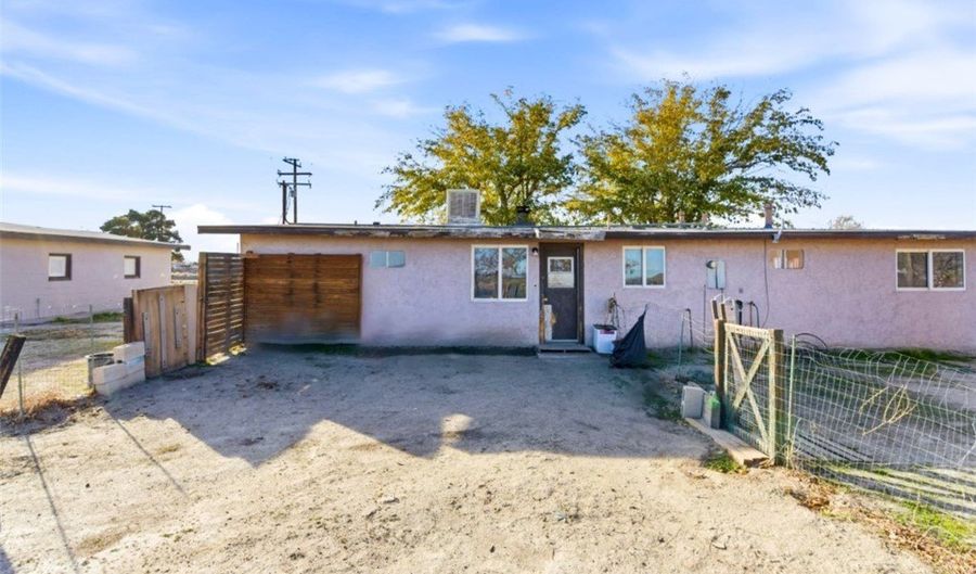 19449 Chamisal, Adelanto, CA 92301 - 4 Beds, 2 Bath