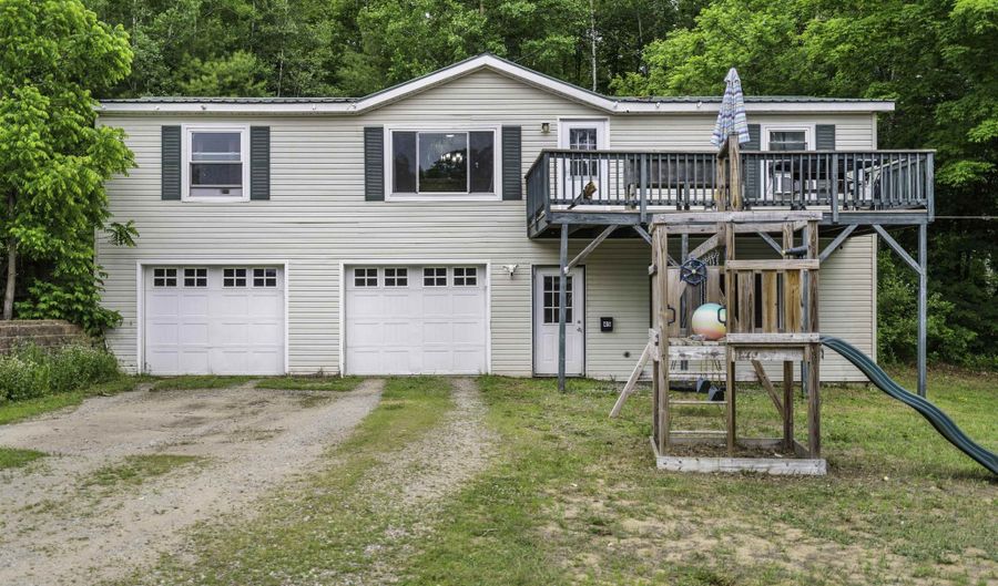 45 Concord St, Belmont, NH 03220 - 3 Beds, 3 Bath