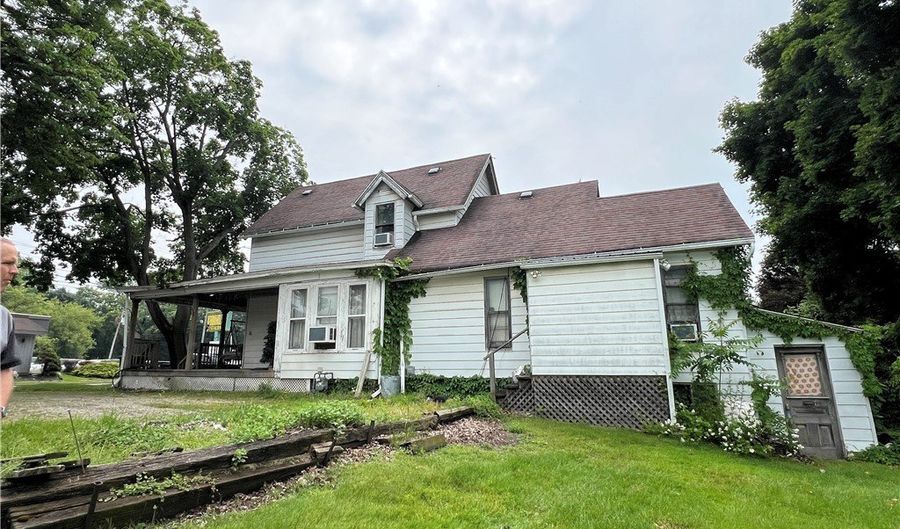 1723 W Prospect Rd, Ashtabula, OH 44004 - 2 Beds, 1 Bath