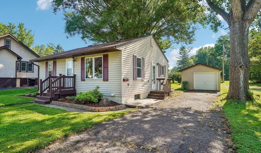 409 Birchwood Ave, Amery, WI 54001 - 2 Beds, 1 Bath