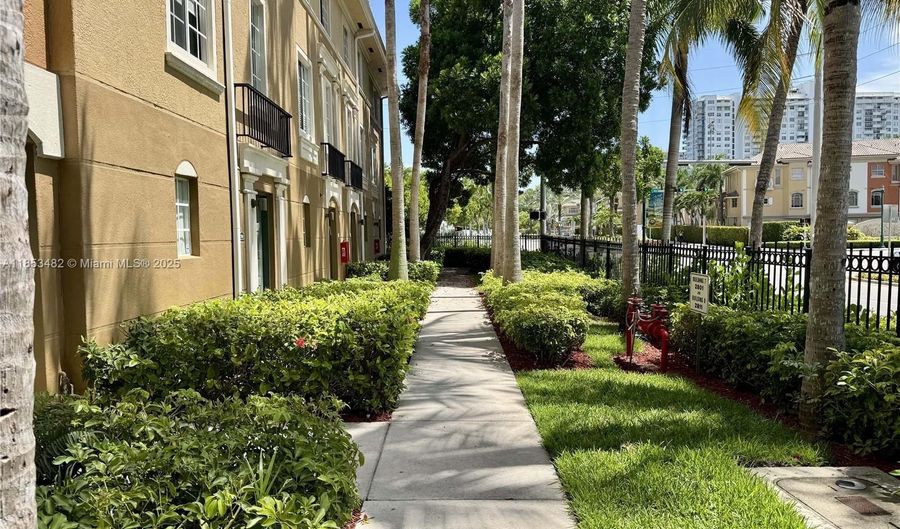 2801 NE 185th St 705, Aventura, FL 33180 - 2 Beds, 2 Bath