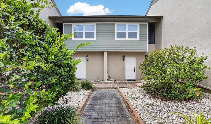 1028 APOLLO BEACH Blvd 11, Apollo Beach, FL 33572 - 2 Beds, 3 Bath
