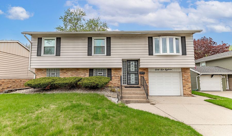 4418 Arbutus Ln, East Chicago, IN 46312 - 3 Beds, 3 Bath
