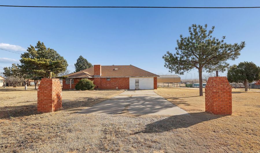 8626 RIVER Rd, Amarillo, TX 79108 - 2 Beds, 2 Bath