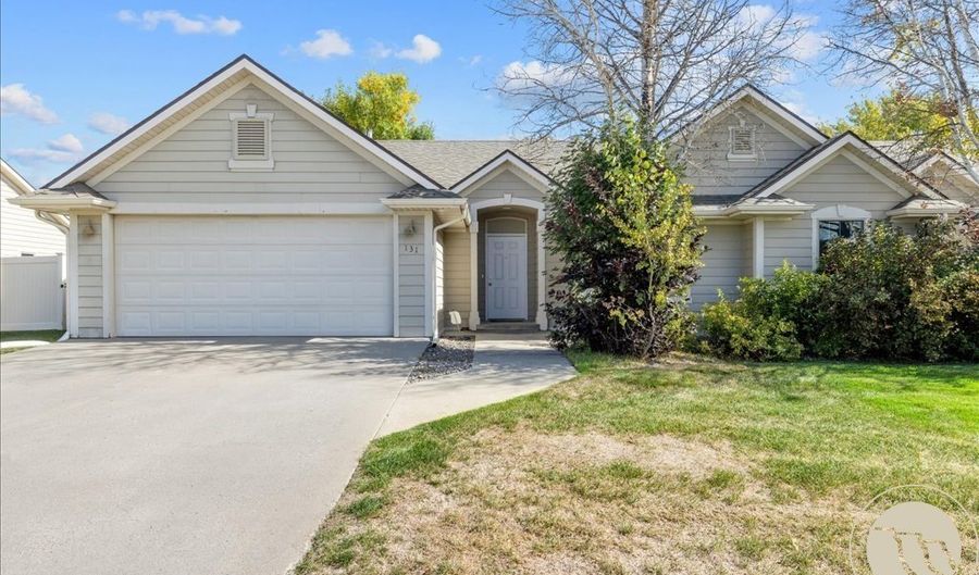 131 S 38th W, Billings, MT 59102 - 3 Beds, 3 Bath
