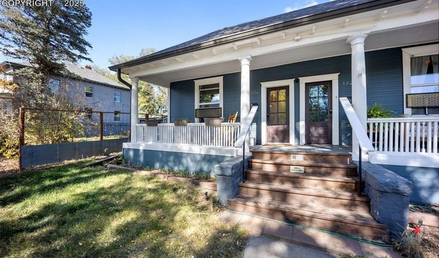 1322-1324 W Kiowa St, Colorado Springs, CO 80904 - 4 Beds, 2 Bath