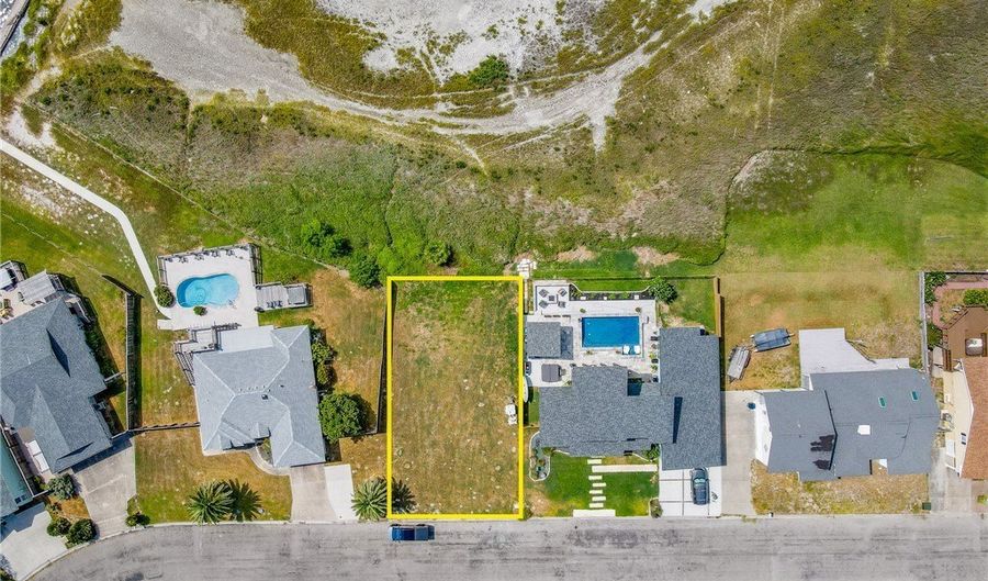 213 Bayview Dr, Aransas Pass, TX 78336 - 0 Beds, 0 Bath