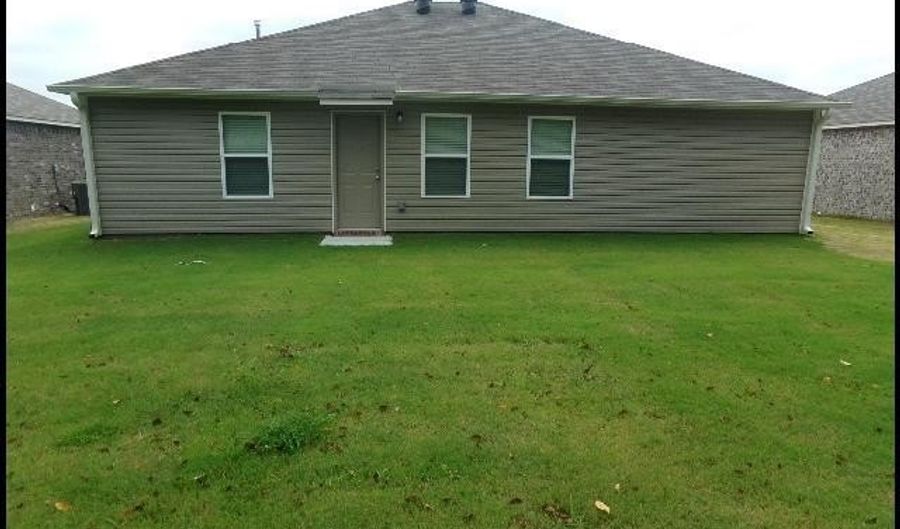 6097 Saddle Hill Dr, Alexander, AR 72002 - 3 Beds, 2 Bath