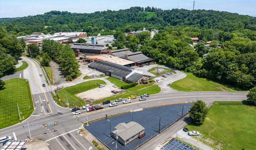 4 Green St, Athens, TN 37303 - 0 Beds, 0 Bath