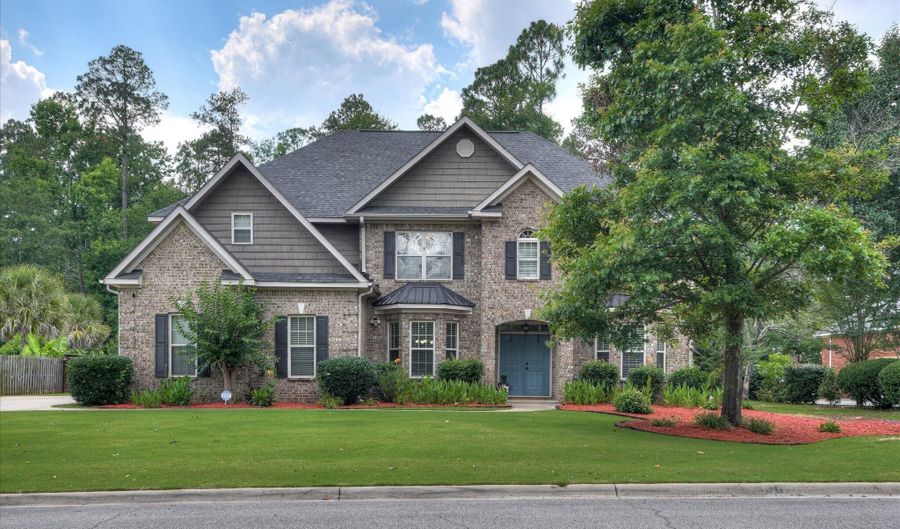 1251 Moultrie Dr, Aiken, SC 29803 - 5 Beds, 4 Bath