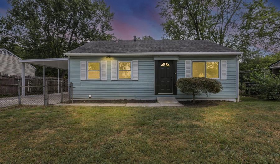 3832 Laguna Dr, Columbus, OH 43232 - 3 Beds, 2 Bath