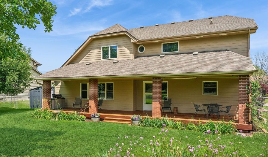 1014 NE Trilein Dr, Ankeny, IA 50021 - 3 Beds, 4 Bath