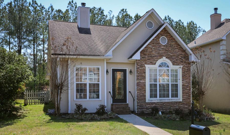 127 WARWICK Cir, Alabaster, AL 35007 - 2 Beds, 2 Bath