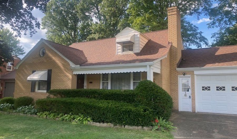 388 Meadowbrook Ave, Youngstown, OH 44512 - 3 Beds, 2 Bath