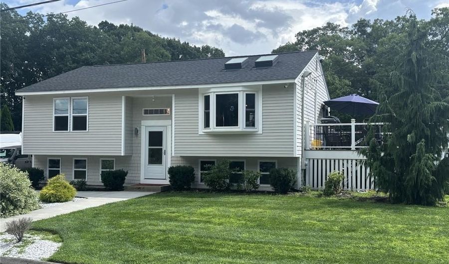 23 Granite St, Johnston, RI 02919 - 3 Beds, 2 Bath