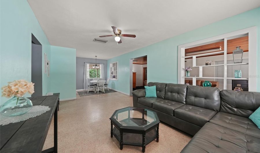 203 S VOLUSIA Ave, Arcadia, FL 34266 - 3 Beds, 1 Bath