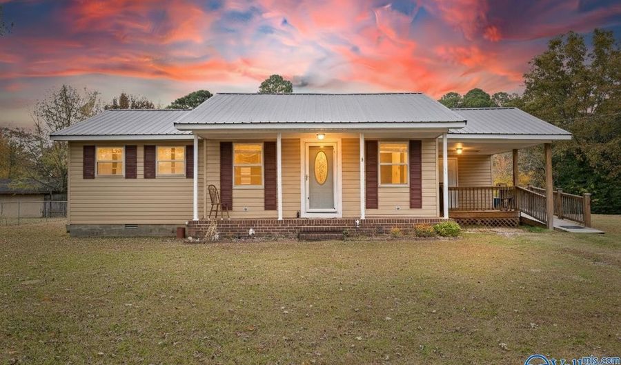 202 Katherine Dr, Albertville, AL 35951 - 2 Beds, 1 Bath