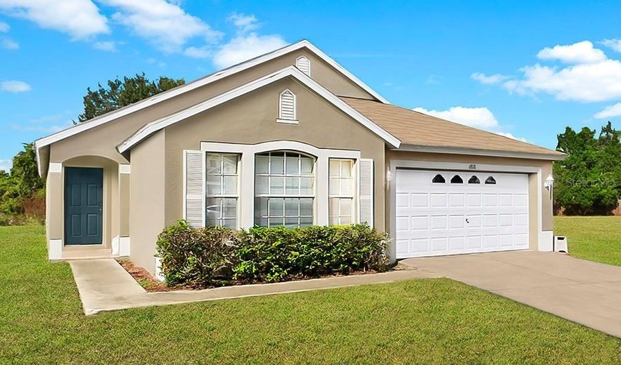 6818 CAMBRIDGE PARK Dr, Apollo Beach, FL 33572 - 3 Beds, 2 Bath