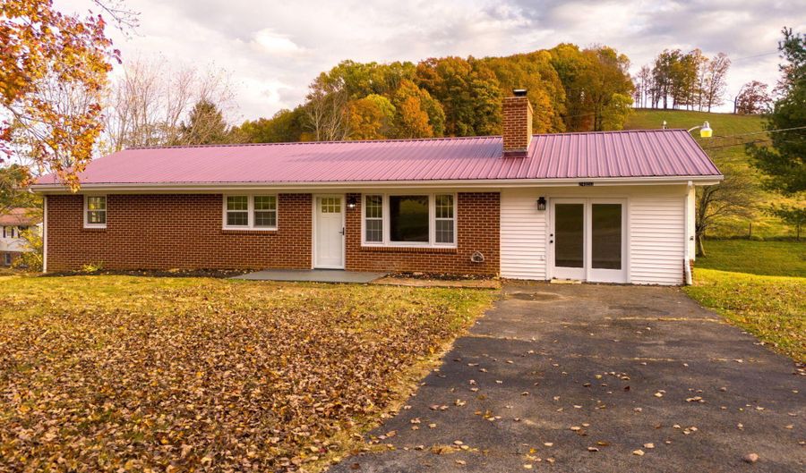 24850 Walden Rd, Abingdon, VA 24210 - 3 Beds, 2 Bath