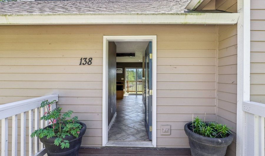 138 MARIAN Ln, Ariel, WA 98603 - 4 Beds, 3 Bath