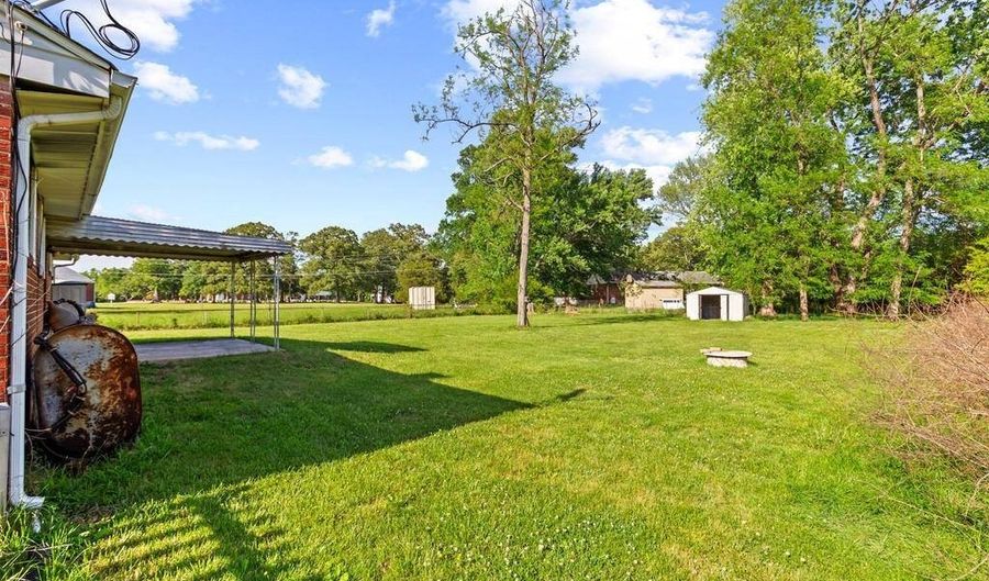 710 Farmington Rd W, Accokeek, MD 20607 - 3 Beds, 2 Bath