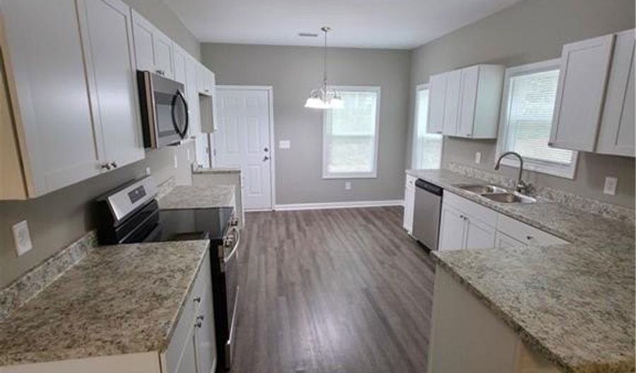 366 Washington Dr, Athens, GA 30601 - 4 Beds, 2 Bath