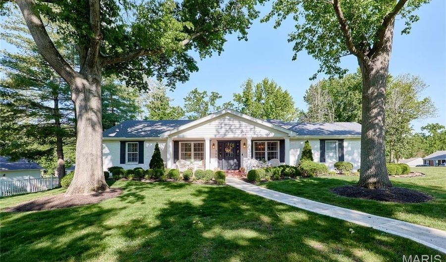 309 PROVIDENCE Rd, Ballwin, MO 63011 - 4 Beds, 2 Bath