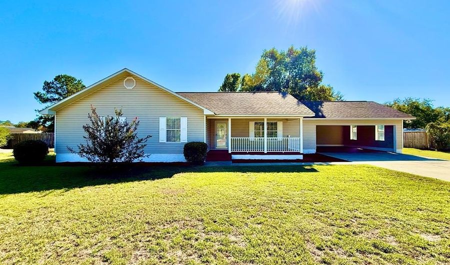 1402 Bear Creek Rd, Adel, GA 31620 - 3 Beds, 2 Bath