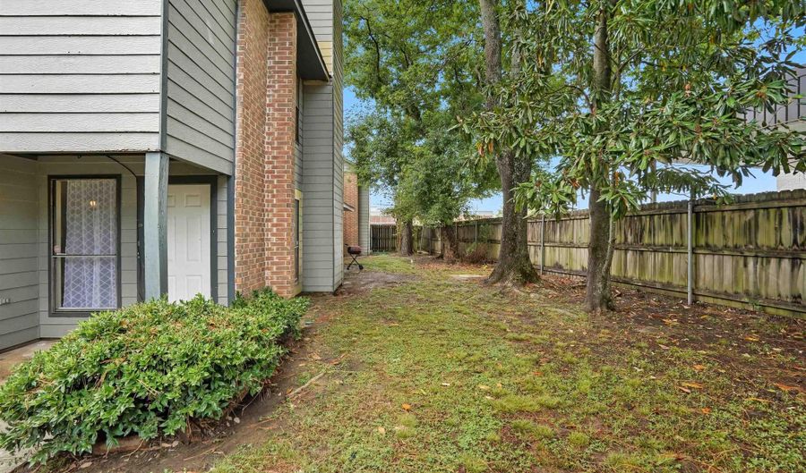155 Unit 46-f Marilyn Dr #46-F, Baton Rouge, LA 70815 - 2 Beds, 3 Bath