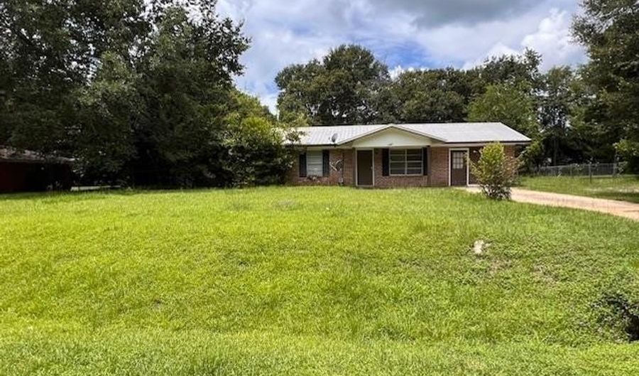 4411 Nichols, Albany, GA 31705 - 4 Beds, 2 Bath