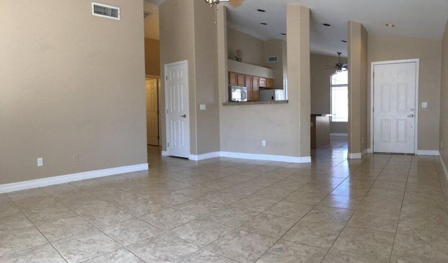 623 W GREENTREE Dr, Chandler, AZ 85225 - 3 Beds, 2 Bath