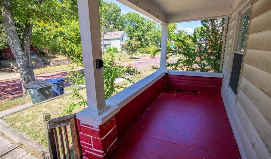 181 Chittenden St, Akron, OH 44306 - 2 Beds, 1 Bath